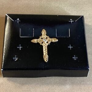 0122 Vintage 90s AVON Gold Tone Cross Pin w/Crystal Center (Deadstock) w/Box